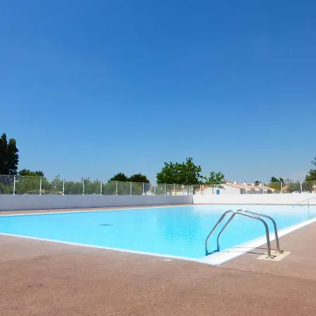Maison Familiale Proche Avec Piscine, Tennis, Patio Et Parking - 6 Couchages - Fr-1-224a-60